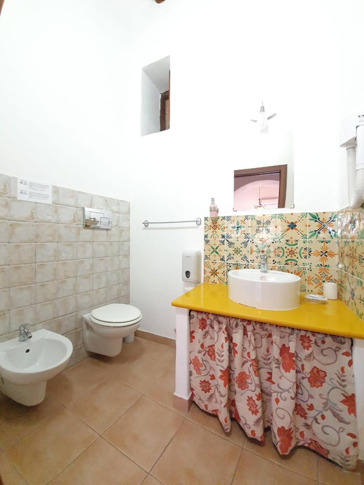B&B La Goletta Di Salina Santa Marina Salina Zimmer foto